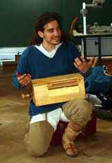 Erl&auml;uterungen zu einer Kastenleiher aus dem 12. Jh.